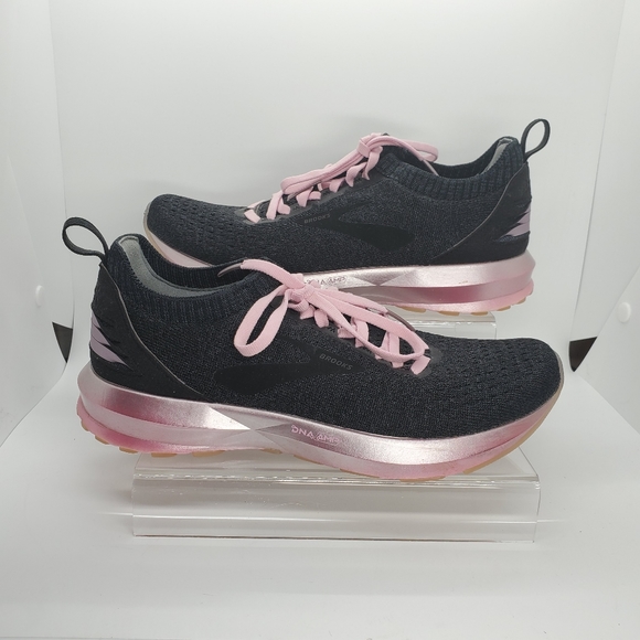 brooks levitate 2 rose